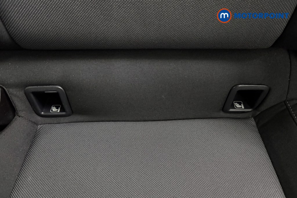 Skoda Fabia Colour Edition Manual Petrol Hatchback - Stock Number (1649634) - 8th supplementary image