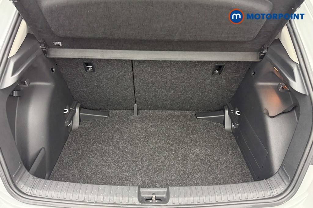 Skoda Fabia Colour Edition Manual Petrol Hatchback - Stock Number (1649634) - 10th supplementary image