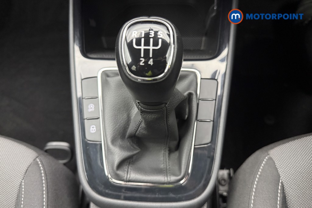 Skoda Fabia Colour Edition Manual Petrol Hatchback - Stock Number (1649634) - 24th supplementary image