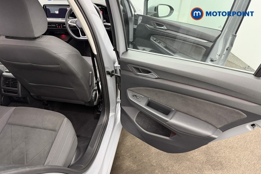 Volkswagen Golf Style Automatic Petrol Plug-In Hybrid Hatchback - Stock Number (1649636) - 15th supplementary image