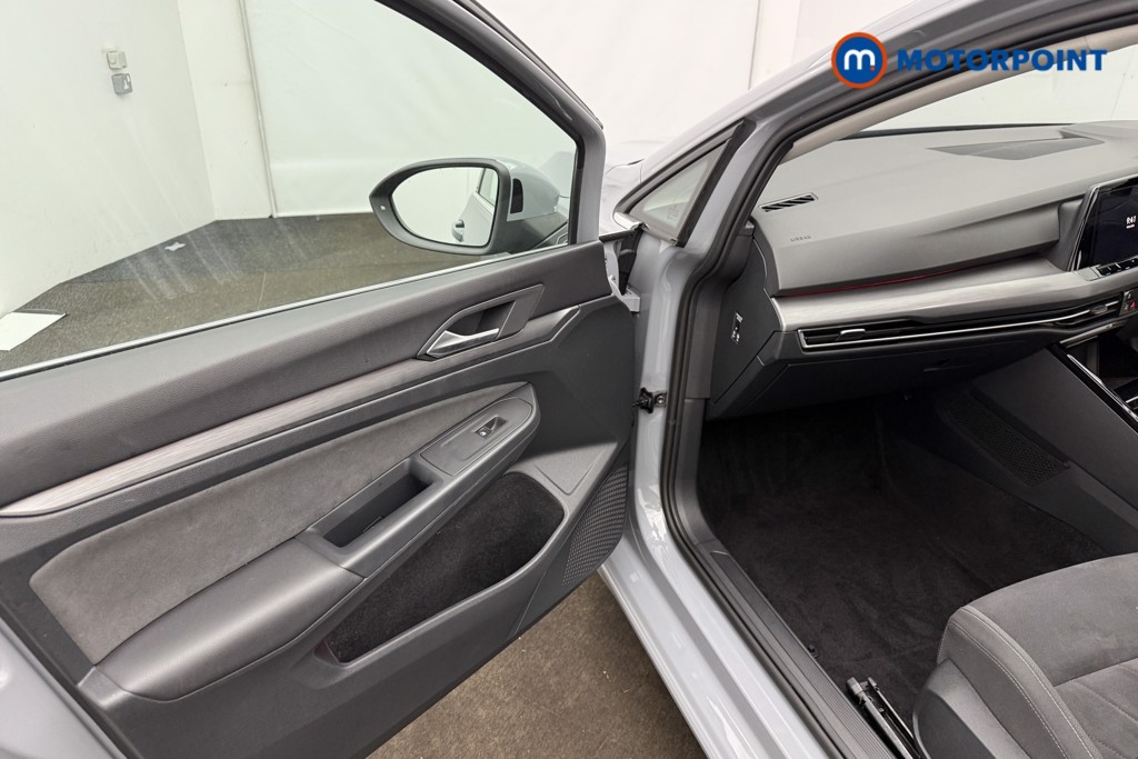 Volkswagen Golf Style Automatic Petrol Plug-In Hybrid Hatchback - Stock Number (1649636) - 19th supplementary image