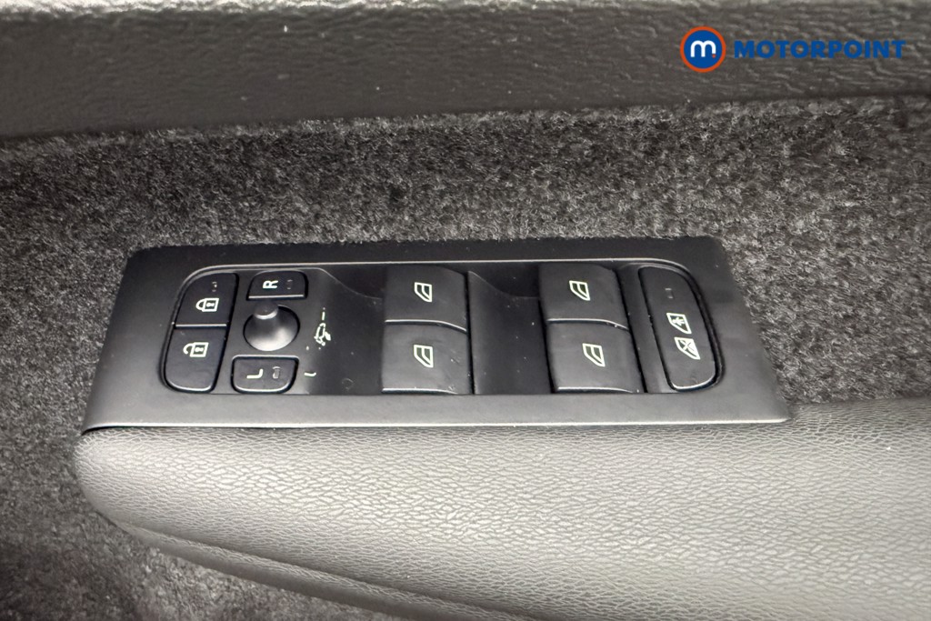 Volvo Xc40 Plus Automatic Petrol SUV - Stock Number (1650027) - 19th supplementary image