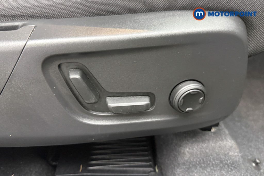 Volvo Xc40 Plus Automatic Petrol SUV - Stock Number (1650027) - 21st supplementary image