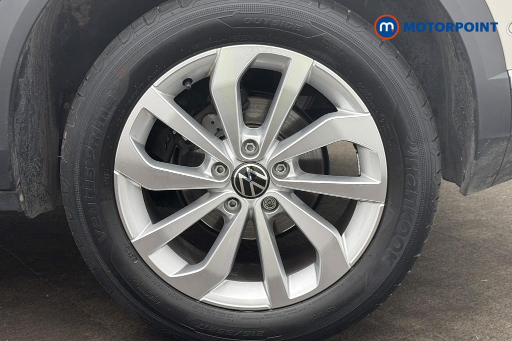 Volkswagen T-Roc Style Manual Petrol SUV - Stock Number (1650038) - 2nd supplementary image