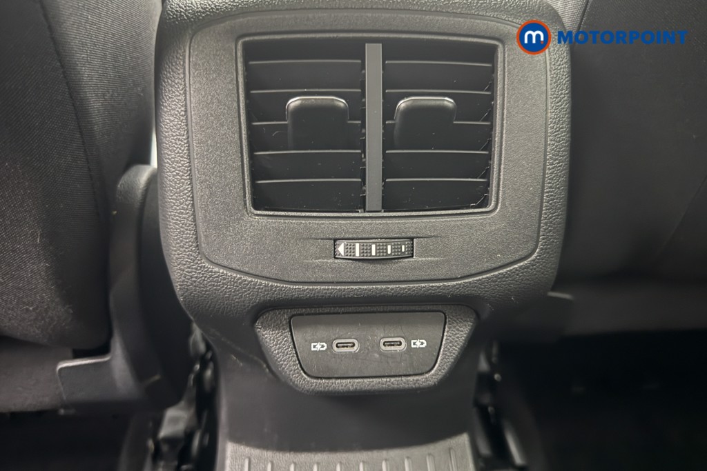 Volkswagen T-Roc Style Manual Petrol SUV - Stock Number (1650038) - 10th supplementary image