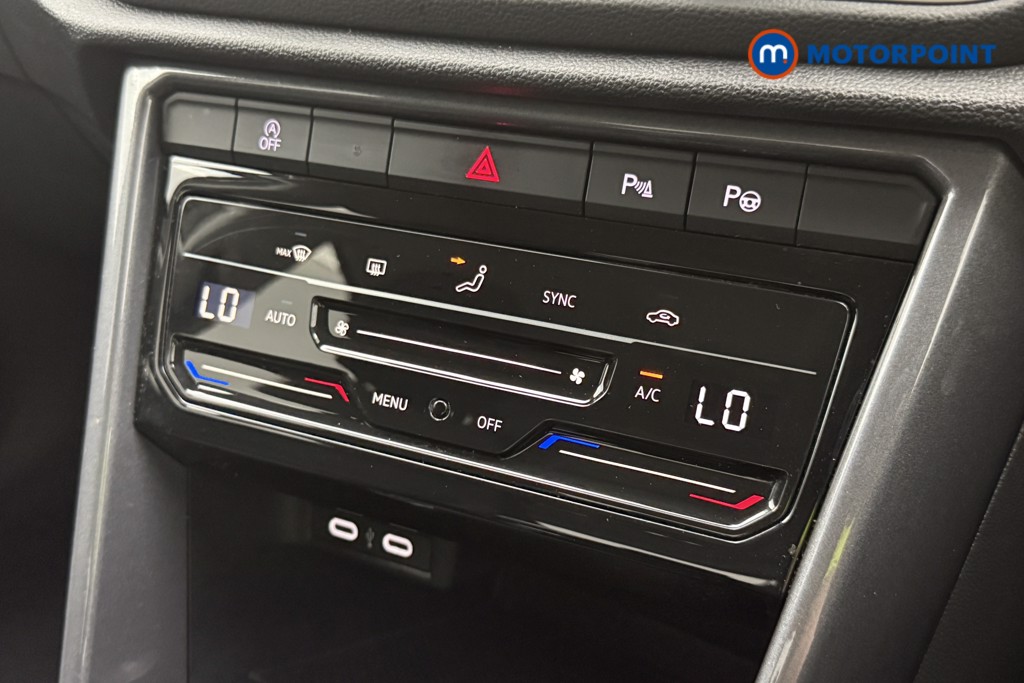 Volkswagen T-Roc Style Manual Petrol SUV - Stock Number (1650038) - 25th supplementary image