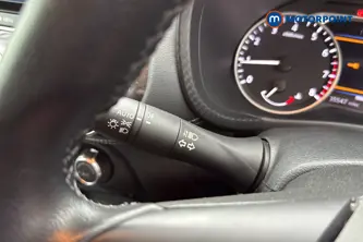 Nissan Juke N-Connecta Manual Petrol SUV - Stock Number (1650200) - 5th supplementary image