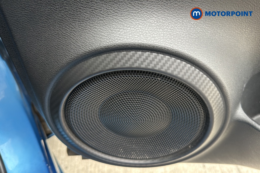 Nissan Juke N-Connecta Manual Petrol SUV - Stock Number (1650200) - 21st supplementary image