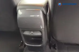 Nissan Juke N-Connecta Manual Petrol SUV - Stock Number (1650200) - 28th supplementary image