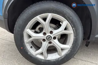 Nissan Juke N-Connecta Manual Petrol SUV - Stock Number (1650200) - 46th supplementary image