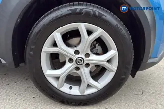 Nissan Juke N-Connecta Manual Petrol SUV - Stock Number (1650200) - 47th supplementary image