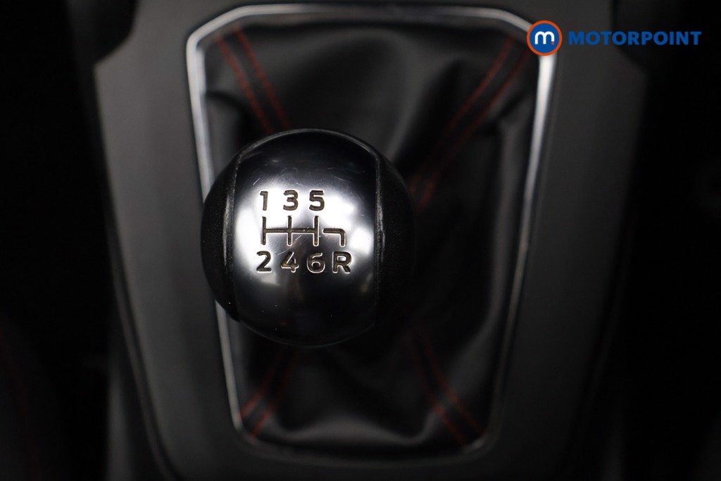 Ford Focus St-Line Manual Petrol Hatchback - Stock Number (1650556) - 7th supplementary image