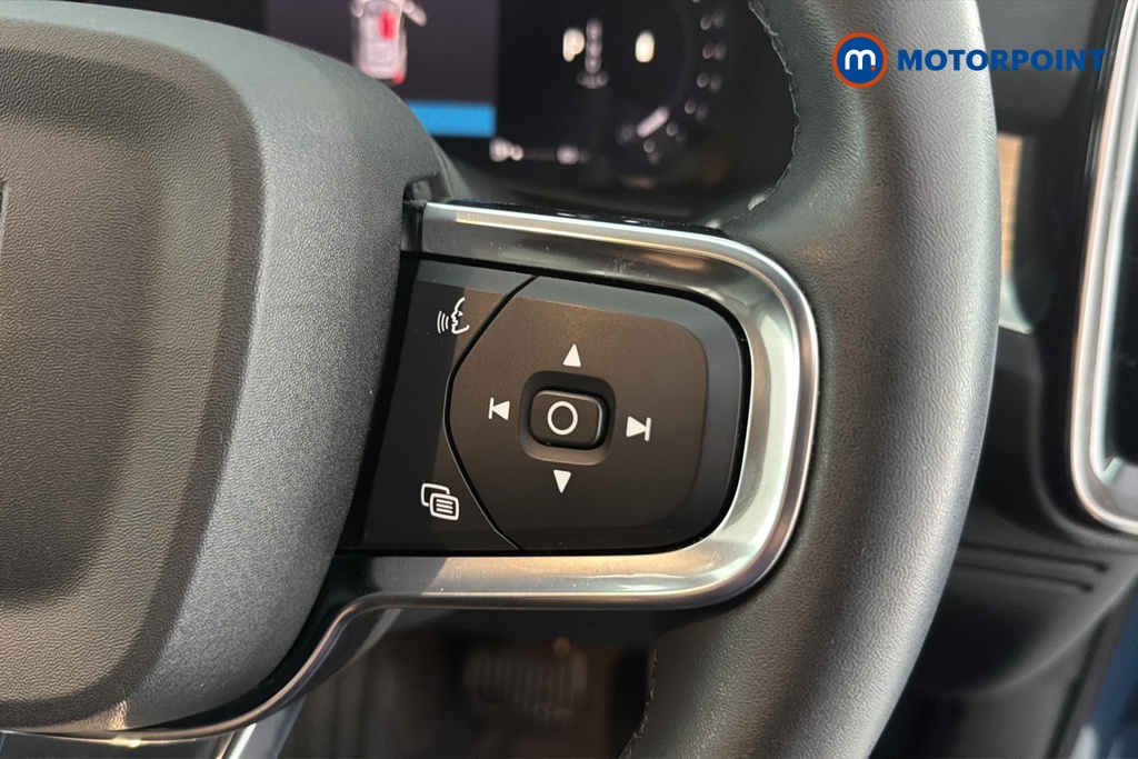 Volvo Xc40 Core Automatic Petrol SUV - Stock Number (1650624) - 3rd supplementary image