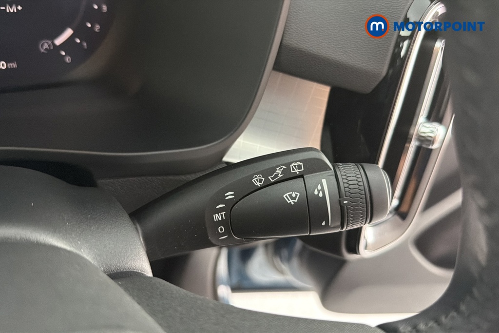 Volvo Xc40 Core Automatic Petrol SUV - Stock Number (1650624) - 6th supplementary image