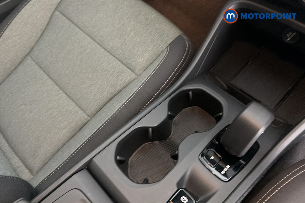 Volvo Xc40 Core Automatic Petrol SUV - Stock Number (1650624) - 16th supplementary image