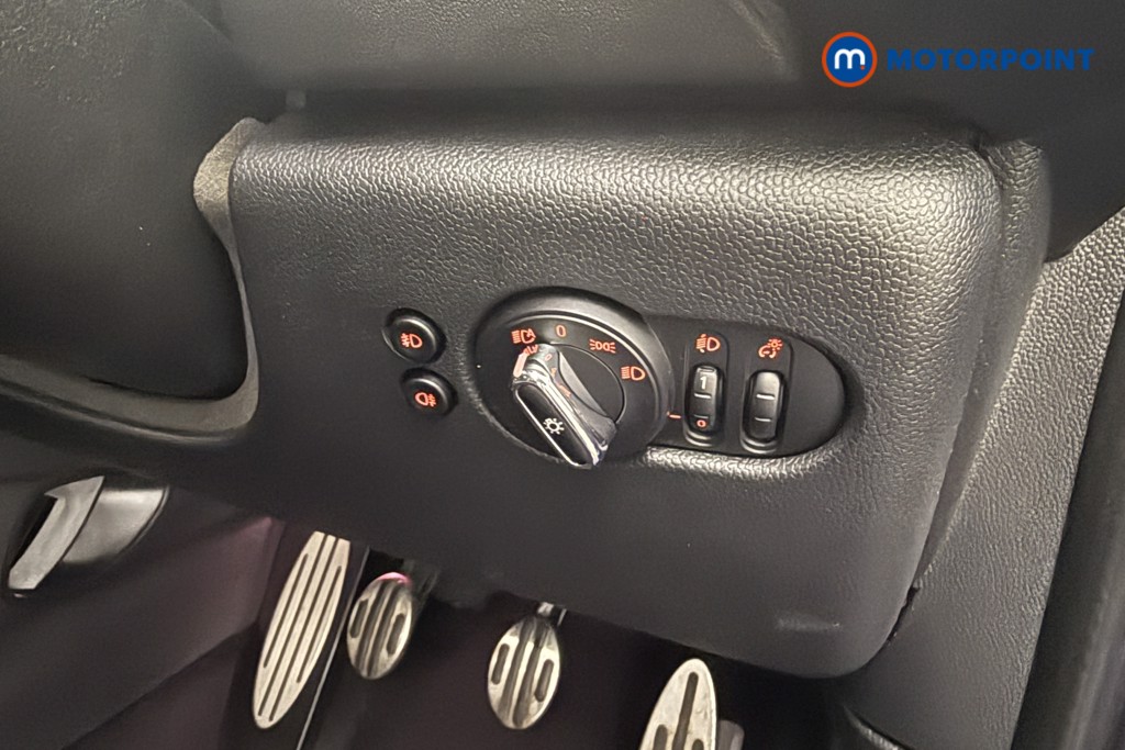 Mini Hatchback Cooper S Sport Manual Petrol Hatchback - Stock Number (1650886) - 19th supplementary image