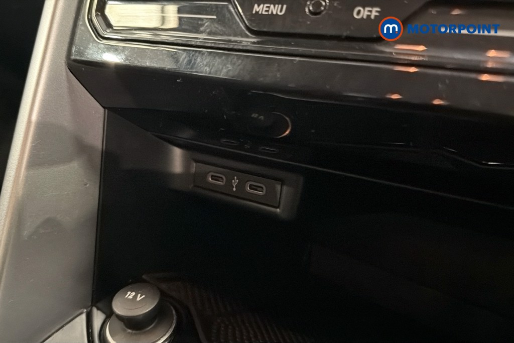 Volkswagen T-Roc Life Manual Petrol SUV - Stock Number (1650899) - 17th supplementary image