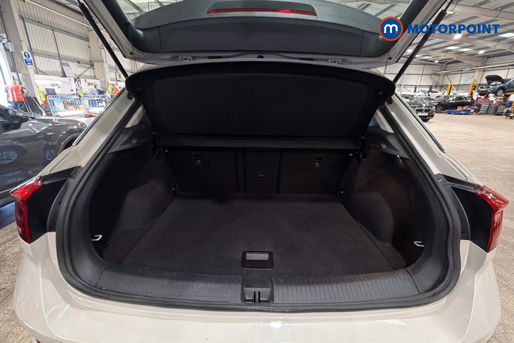 Volkswagen T-Roc Life Manual Petrol SUV - Stock Number (1650899) - 33rd supplementary image