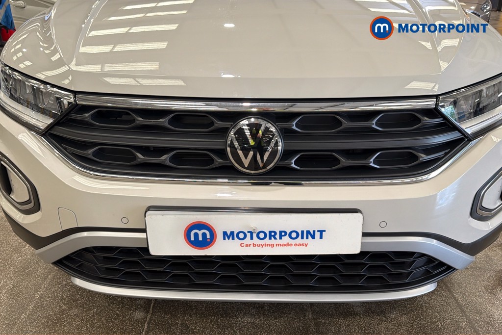 Volkswagen T-Roc Life Manual Petrol SUV - Stock Number (1650899) - 45th supplementary image