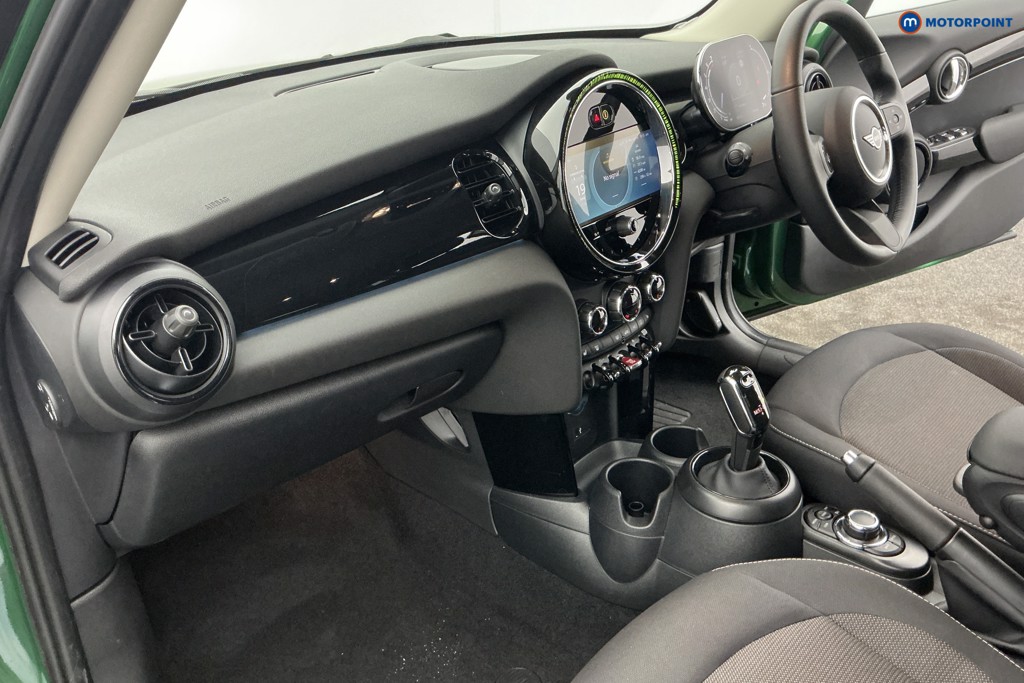 Mini Hatchback Cooper Classic Manual Petrol Hatchback - Stock Number (1650960) - 7th supplementary image