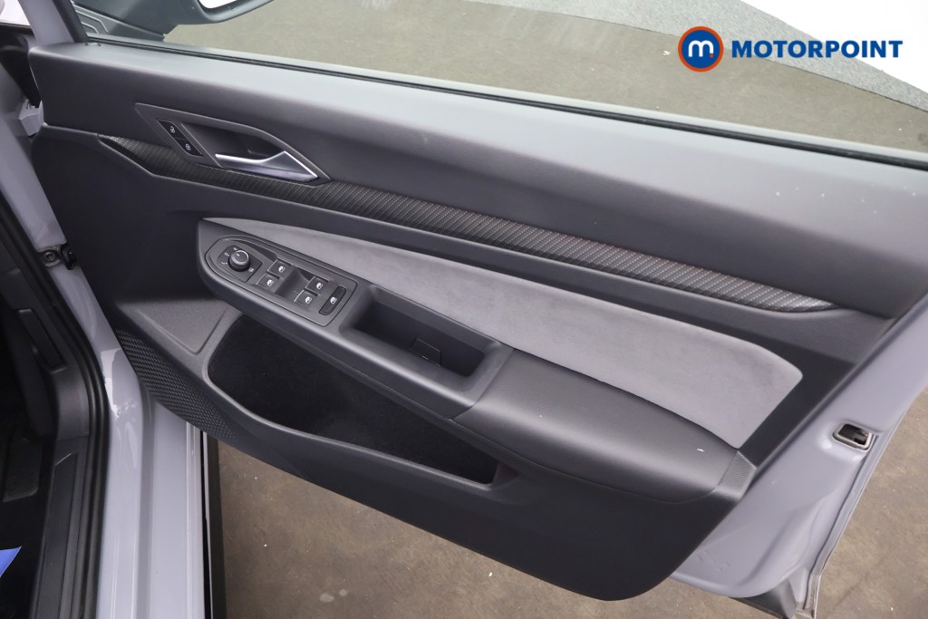 Volkswagen Golf R-Line Manual Petrol Hatchback - Stock Number (1650994) - 14th supplementary image