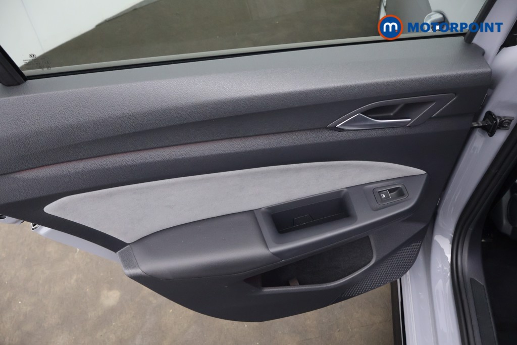 Volkswagen Golf R-Line Manual Petrol Hatchback - Stock Number (1650994) - 20th supplementary image