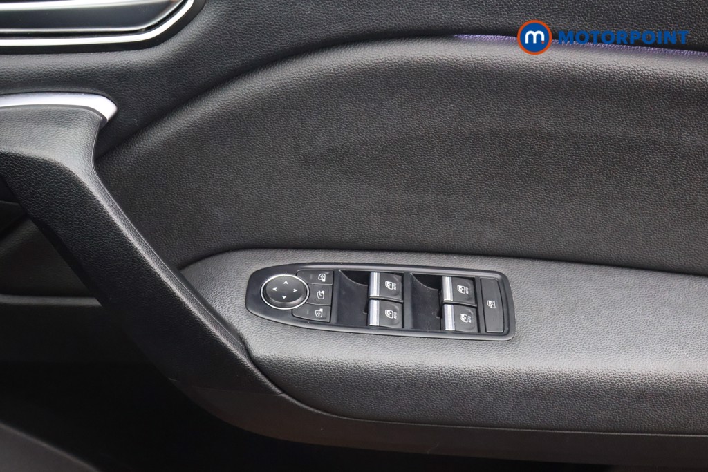 Renault Captur S Edition Automatic Petrol SUV - Stock Number (1651017) - 11th supplementary image