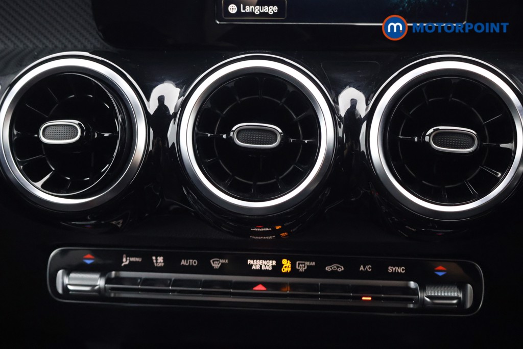 Mercedes-Benz GLB Amg Line Automatic Petrol SUV - Stock Number (1651533) - 9th supplementary image