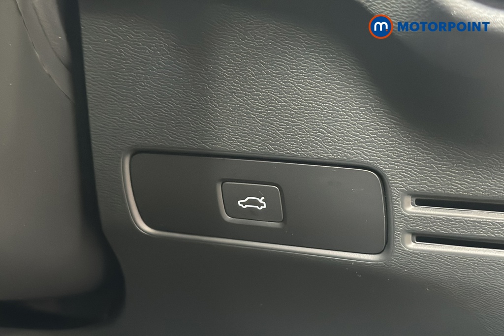 Volvo Xc40 Plus Automatic Petrol SUV - Stock Number (1651630) - 994th supplementary image