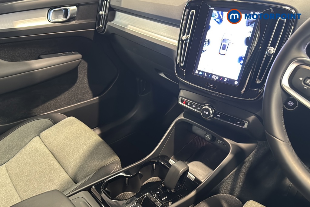 Volvo Xc40 Plus Automatic Petrol SUV - Stock Number (1651630) - 15th supplementary image