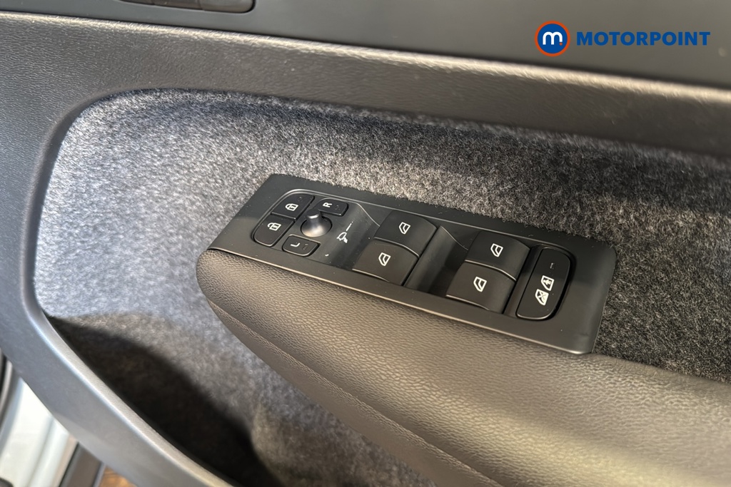Volvo Xc40 Plus Automatic Petrol SUV - Stock Number (1651630) - 19th supplementary image