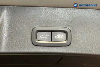 Volvo Xc40 Plus Automatic Petrol SUV - Stock Number (1651630) - 35th supplementary image