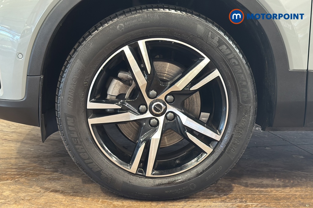 Volvo Xc40 Plus Automatic Petrol SUV - Stock Number (1651630) - 44th supplementary image