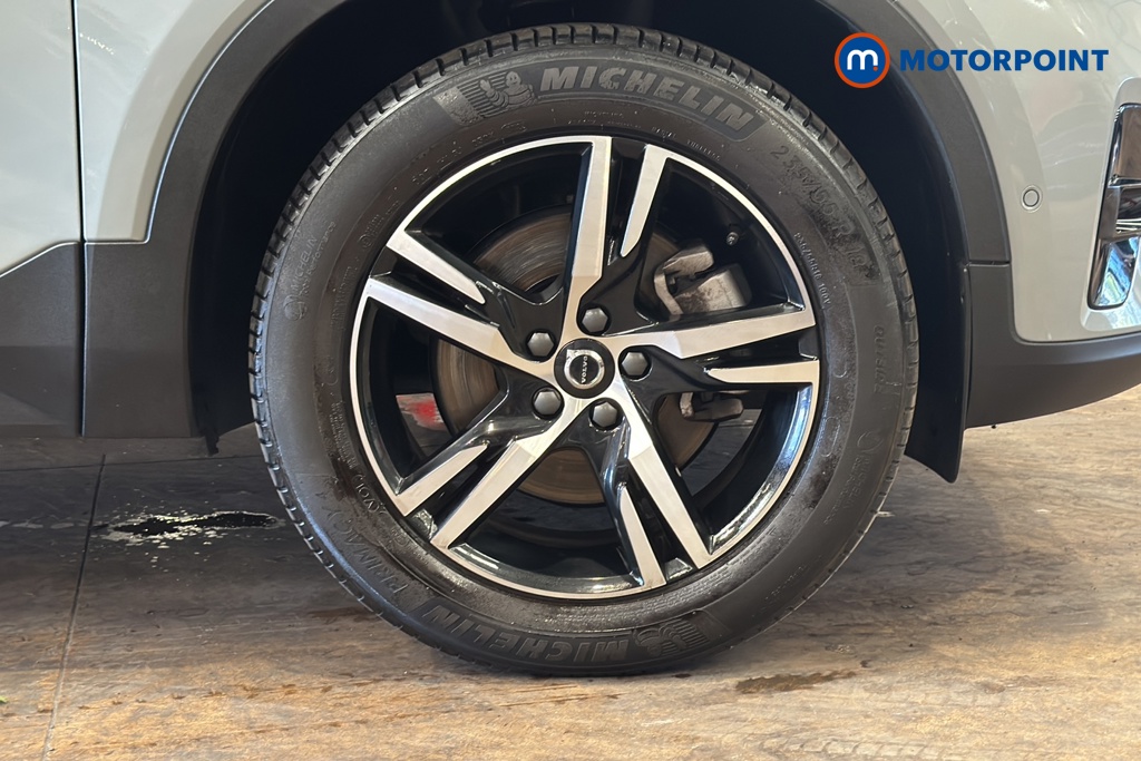 Volvo Xc40 Plus Automatic Petrol SUV - Stock Number (1651630) - 47th supplementary image