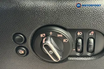 Mini Hatchback Cooper Exclusive Automatic Petrol Hatchback - Stock Number (1651653) - 994th supplementary image