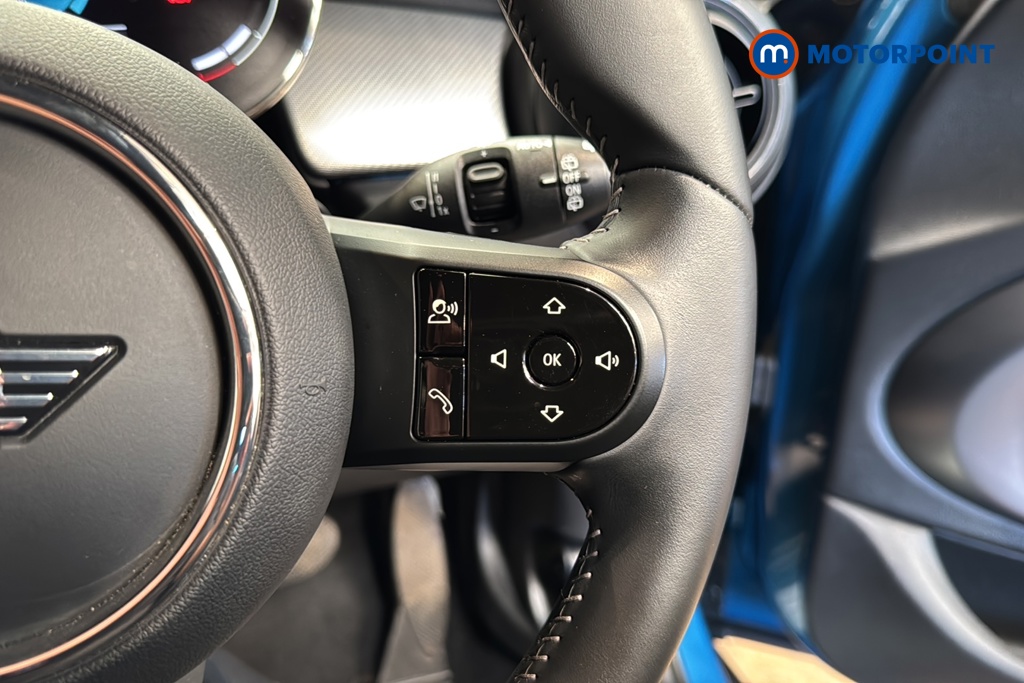 Mini Hatchback Cooper Exclusive Automatic Petrol Hatchback - Stock Number (1651653) - 3rd supplementary image