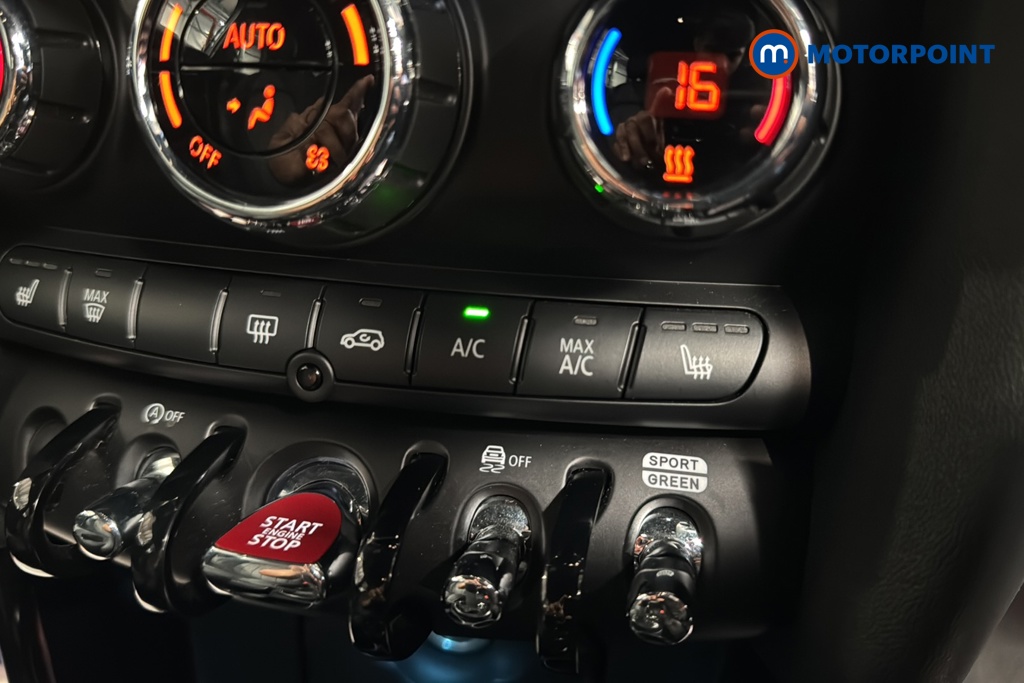 Mini Hatchback Cooper Exclusive Automatic Petrol Hatchback - Stock Number (1651653) - 14th supplementary image