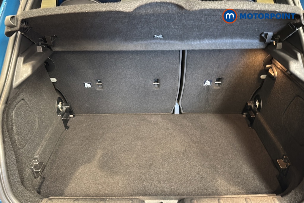 Mini Hatchback Cooper Exclusive Automatic Petrol Hatchback - Stock Number (1651653) - 30th supplementary image