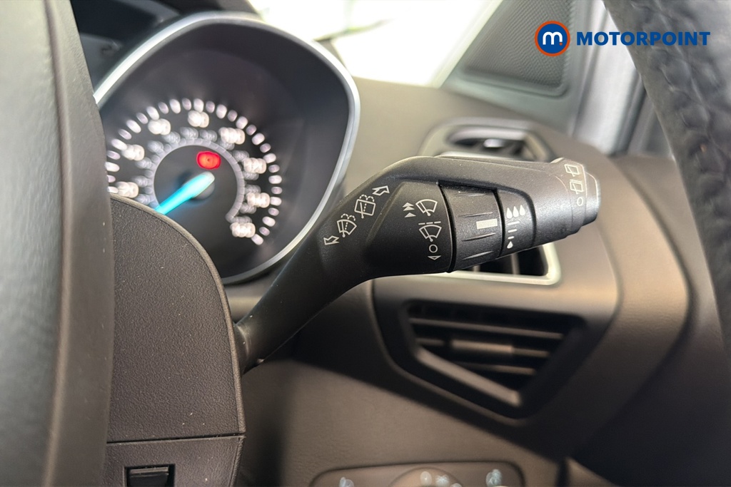 Ford Kuga Titanium Edition Manual Petrol SUV - Stock Number (1651764) - 6th supplementary image