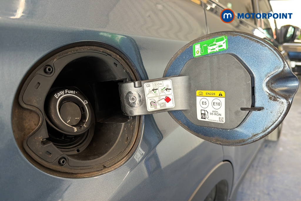 Ford Kuga Titanium Edition Manual Petrol SUV - Stock Number (1651764) - 41st supplementary image