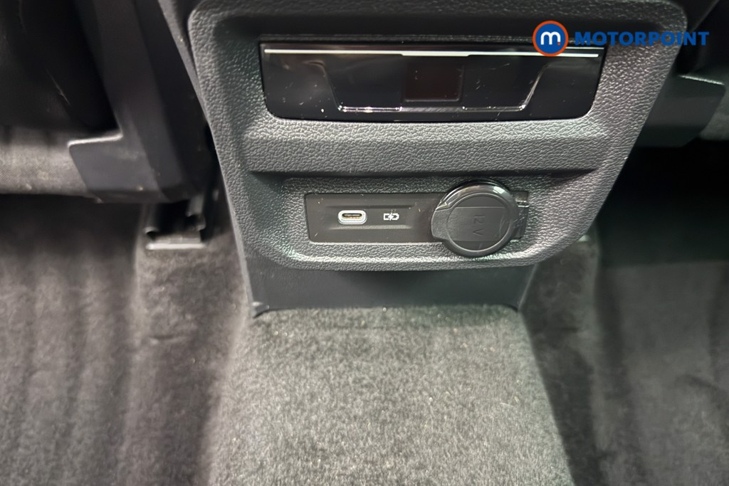 Volkswagen Tiguan R-Line Automatic Petrol SUV - Stock Number (1652082) - 12th supplementary image