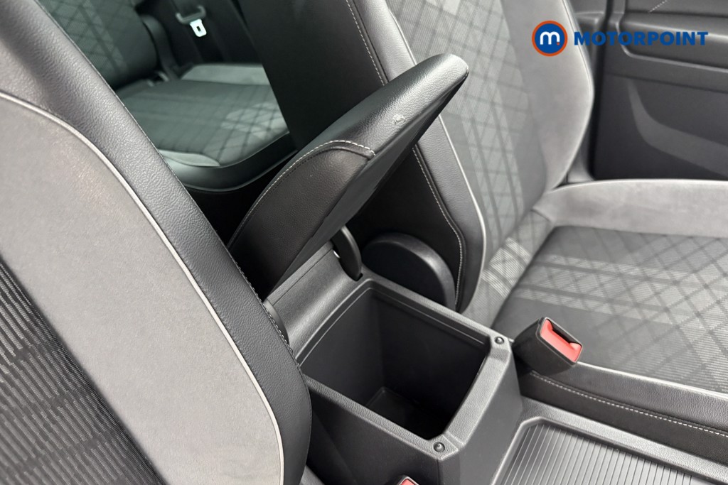 Volkswagen Tiguan R-Line Automatic Petrol SUV - Stock Number (1652082) - 23rd supplementary image