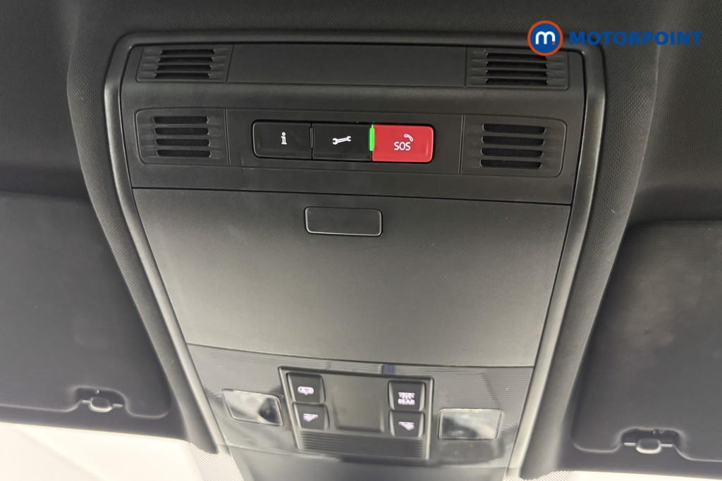 Volkswagen Tiguan R-Line Automatic Petrol SUV - Stock Number (1652082) - 41st supplementary image