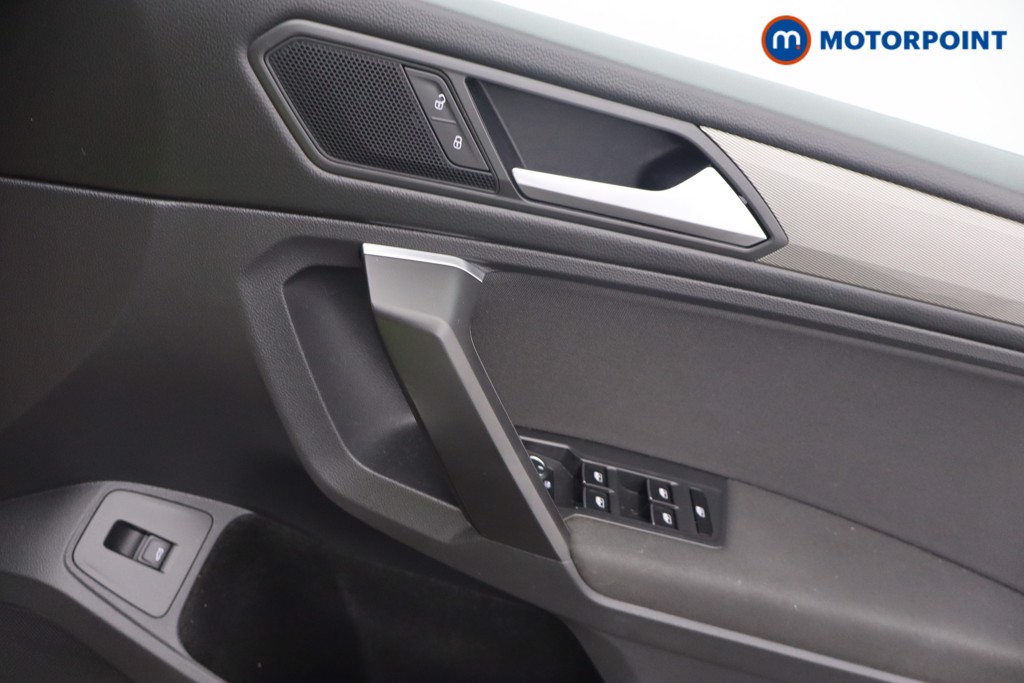Volkswagen Tiguan Allspace Life Manual Petrol SUV - Stock Number (1652106) - 9th supplementary image