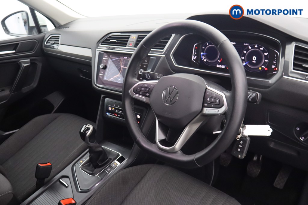 Volkswagen Tiguan Allspace Life Manual Petrol SUV - Stock Number (1652106) - 1st supplementary image