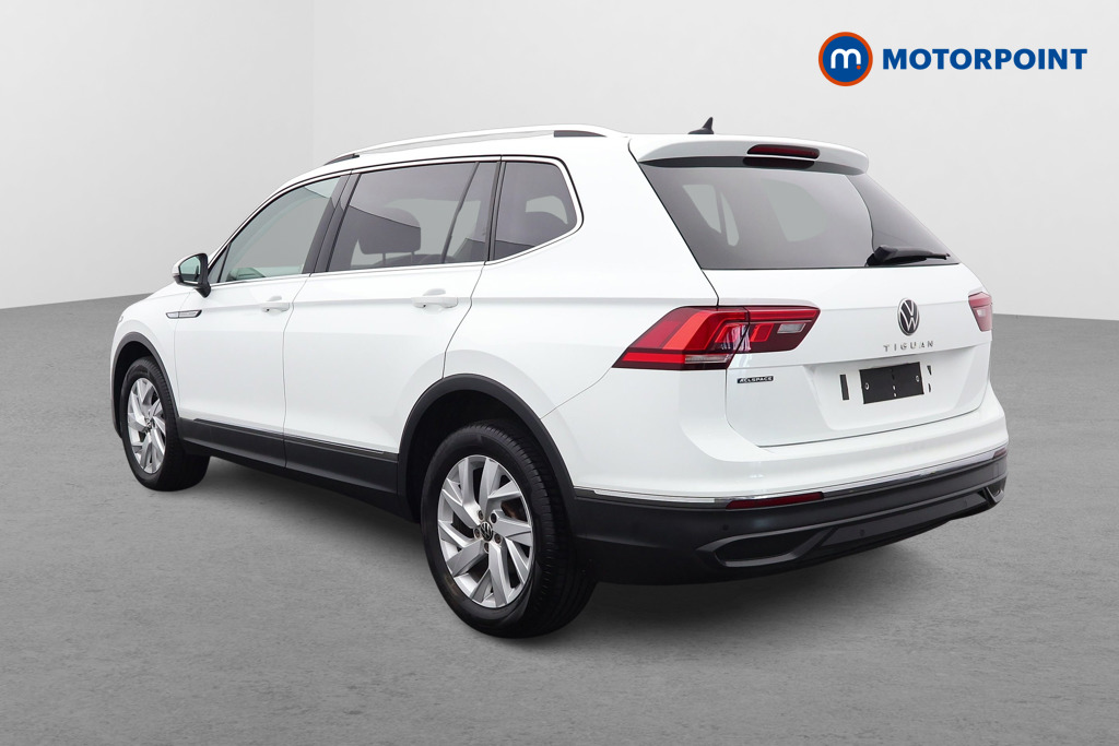 Volkswagen Tiguan Allspace Life Manual Petrol SUV - Stock Number (1652106) - Passenger side rear corner