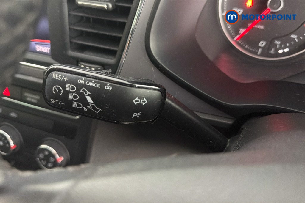 Seat Leon Se Dynamic Manual Petrol Hatchback - Stock Number (1652170) - 6th supplementary image