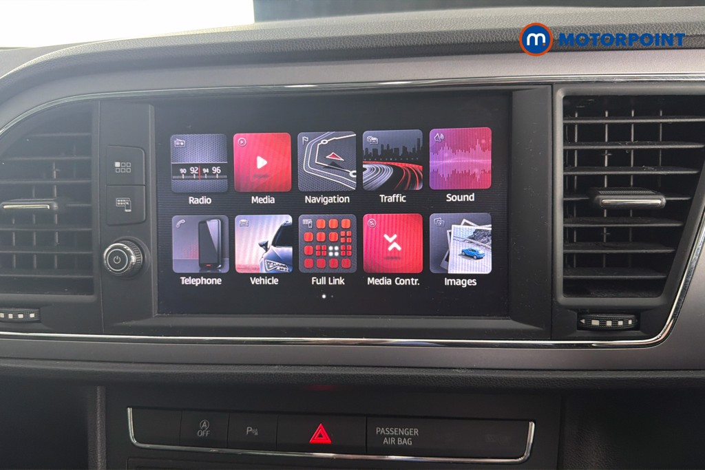 Seat Leon Se Dynamic Manual Petrol Hatchback - Stock Number (1652170) - 9th supplementary image