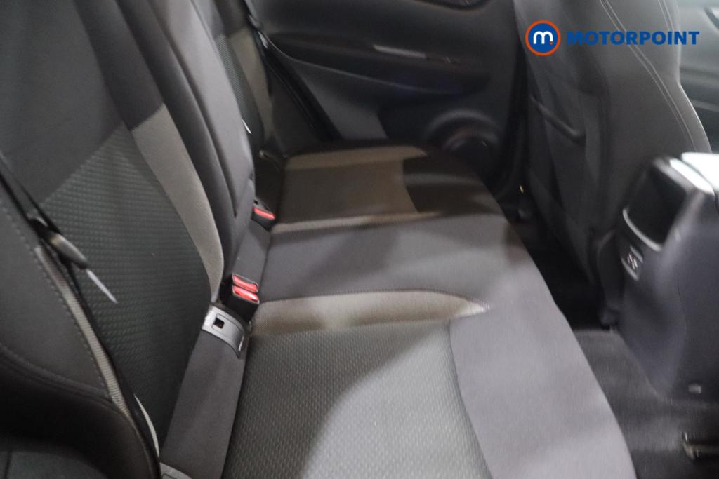 Nissan Qashqai N-Connecta Automatic Petrol SUV - Stock Number (1652203) - 4th supplementary image