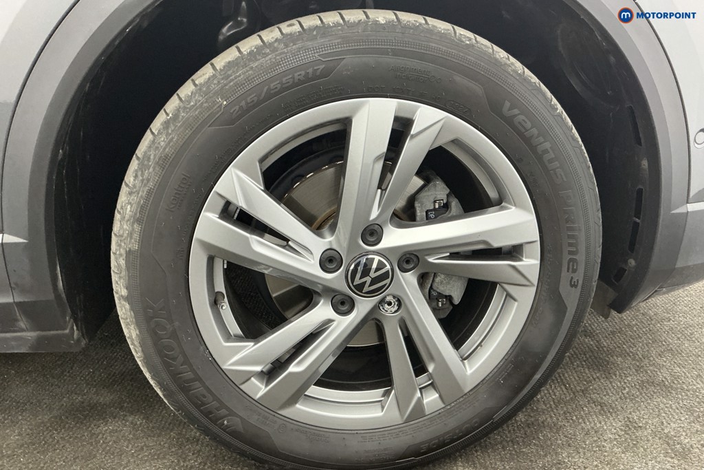 Volkswagen T-Roc R-Line Manual Petrol SUV - Stock Number (1652348) - 23rd supplementary image